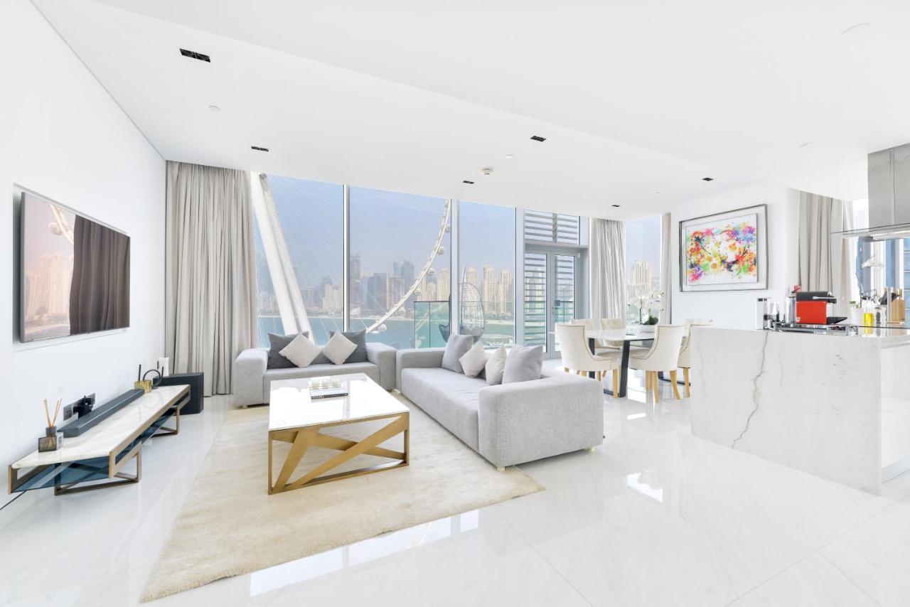 Spectacular 3 Bedroom Condo With Maids Room Facing The Dubai Eye Exterior foto